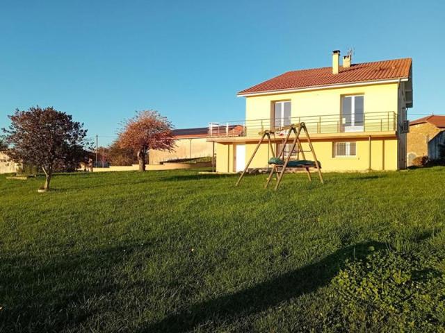 Maison 10 pièces 258 m2 et grange 130m²