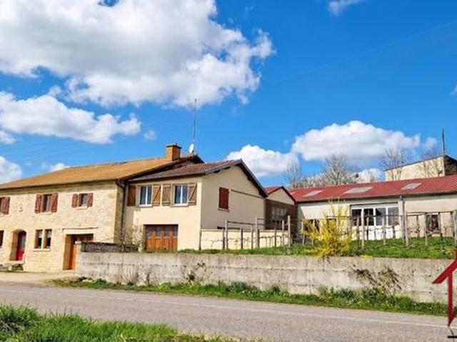 Maison 10 pièces 258 m²