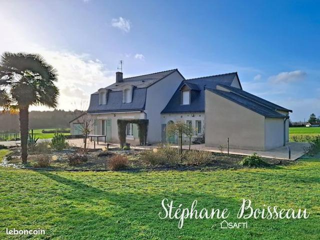 Maison 10 pièces 258 m²