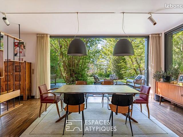 Maison 10 pièces 260 m²