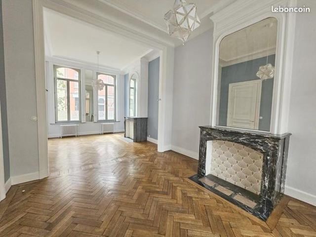 Maison 10 pièces 260 m²