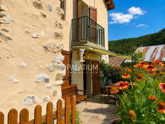 Maison 10 pièces 260 m²