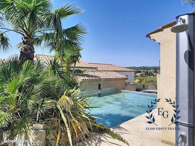 Villa 10 pièces 260 m²