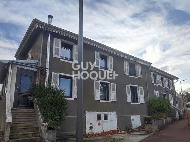 Maison 10 pièces 262 m²