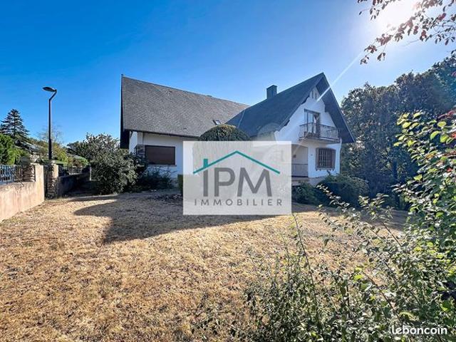 Maison 10 pièces 262 m²