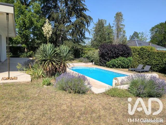 Maison 10 pièces 264 m²