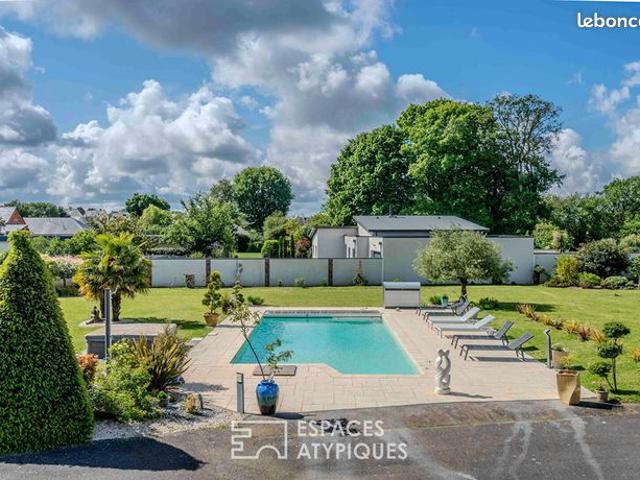 Maison 10 pièces 265 m²