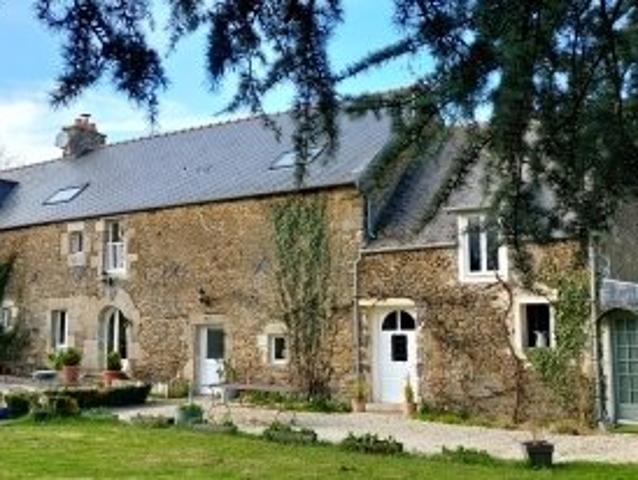 Maison 10 pièces 265 m²