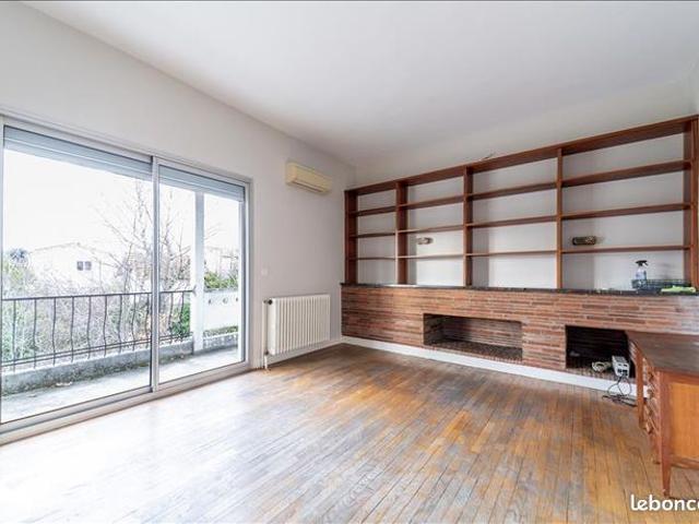 Maison 10 pièces 265 m²