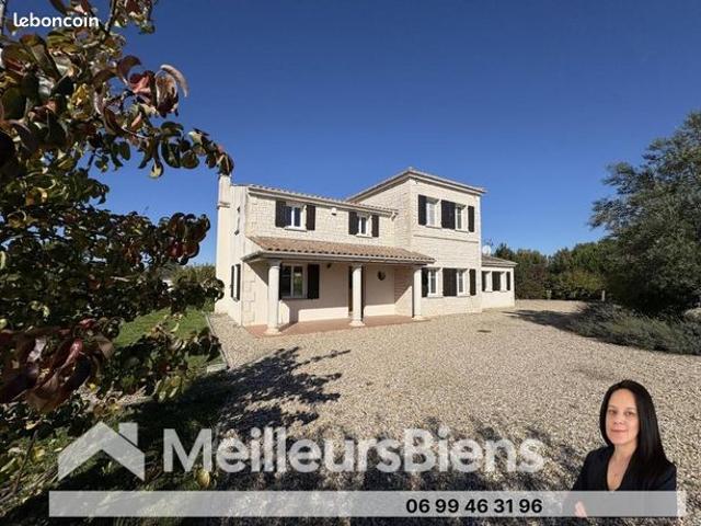 Maison 10 pièces 265 m²