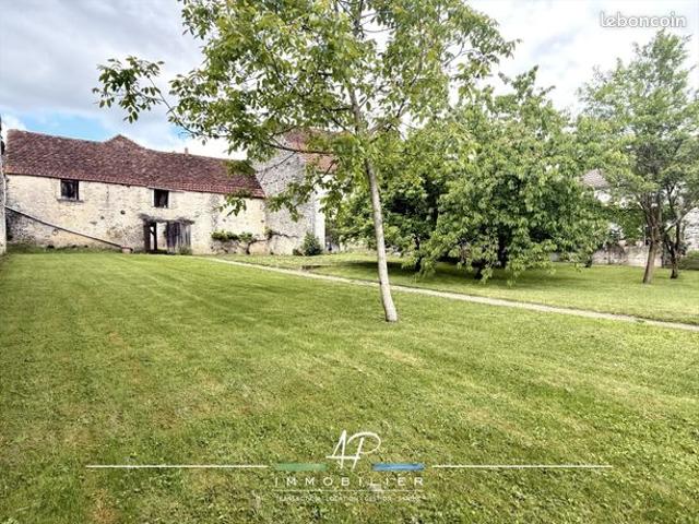 Maison 10 pièces 269 m²