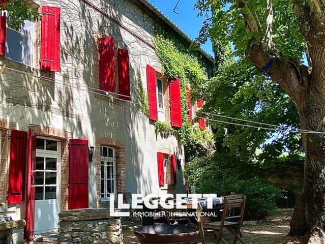 Maison 10 pièces 270 m²