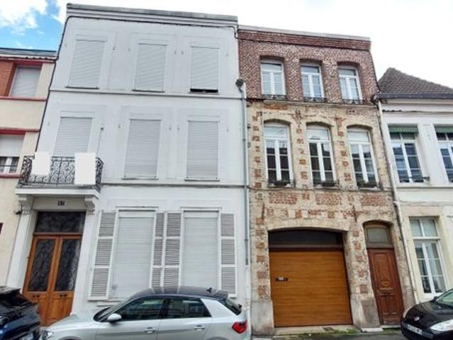 Maison 10 pièces 270 m²