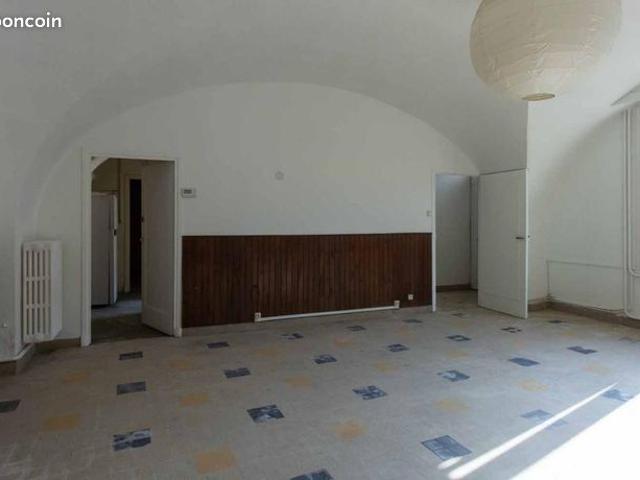 Maison 10 pièces 272 m²