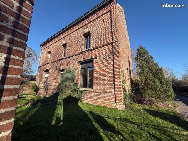 Maison 10 pièces 272 m²