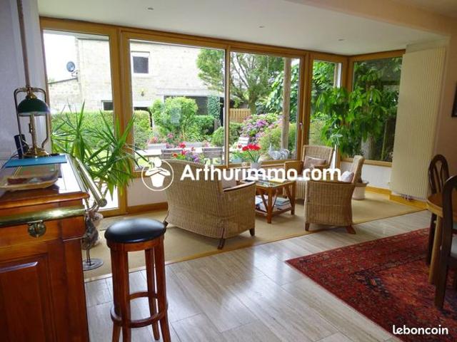 Maison 10 pièces 274 m²
