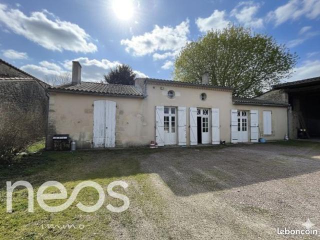 Maison 10 pièces 275 m²