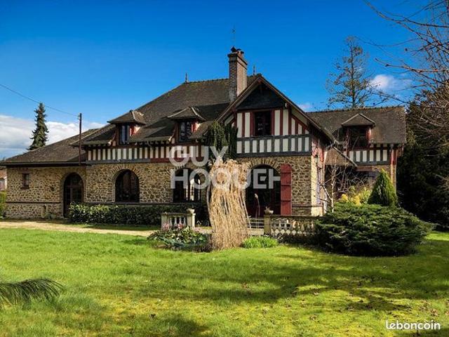 Maison 10 pièces 276 m²