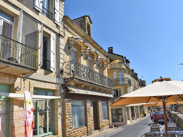 Maison 10 pièces 278 m²