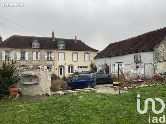 Maison 10 pièces 283 m²