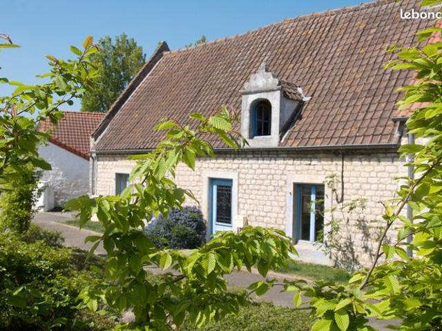 Maison 10 pièces 280 m²