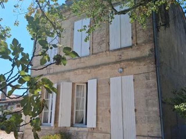 Maison 10 pièces 280 m²