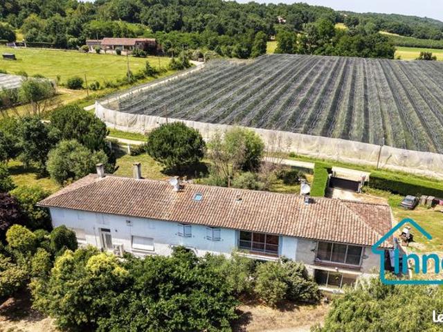 Maison 10 pièces 280 m²