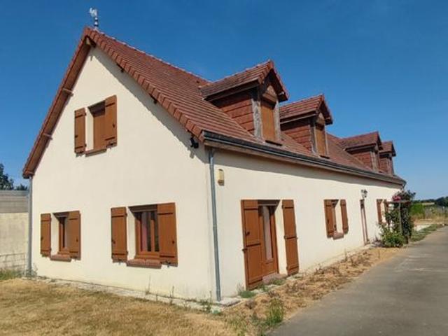 Maison 10 pièces 280 m²