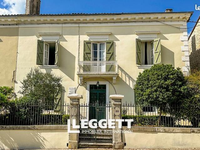 Maison 10 pièces 287 m²