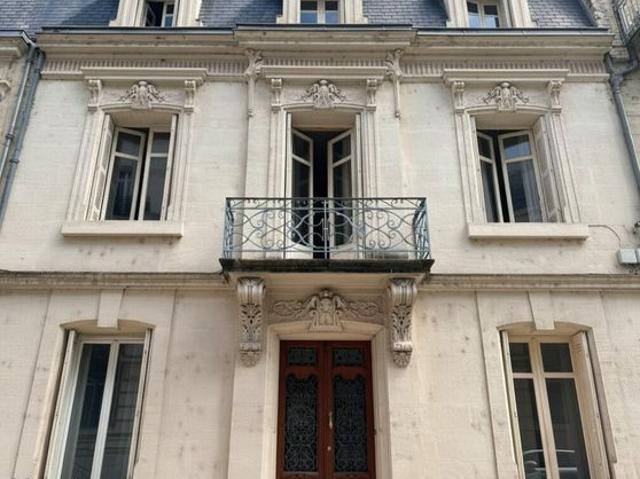 Maison 10 pièces 287 m²