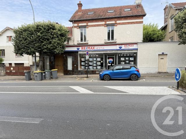 Maison 10 pièces 284 m²