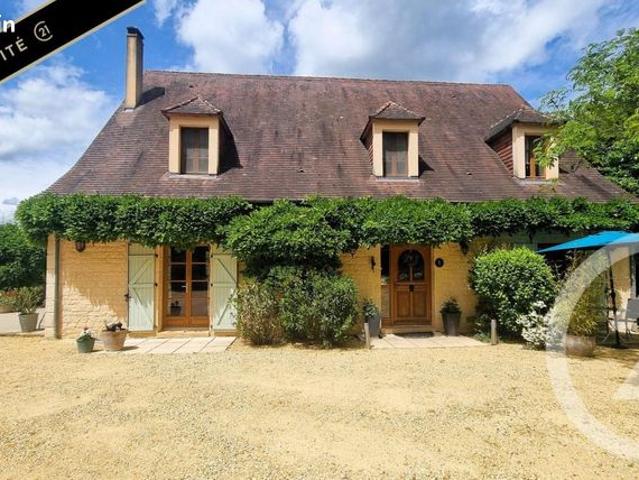 Maison 10 pièces 286 m²