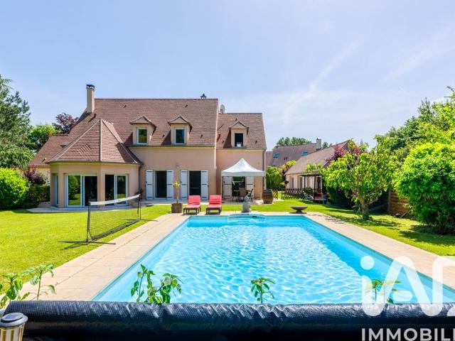 Maison 10 pièces 286 m²