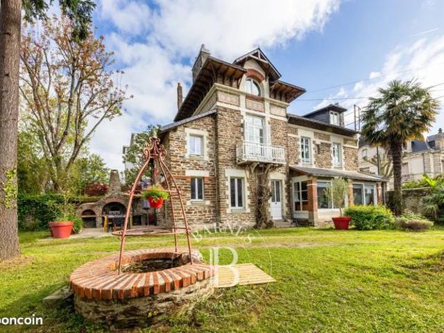 Maison 10 pièces 288 m²