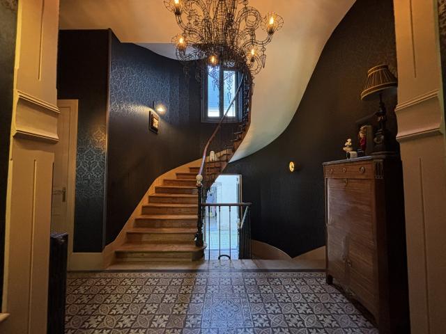 Maison 10 pièces 293 m²
