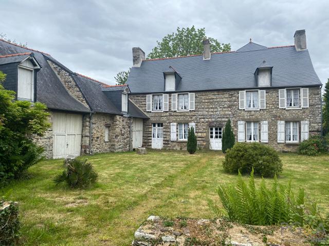 Maison 10 pièces 290 m²