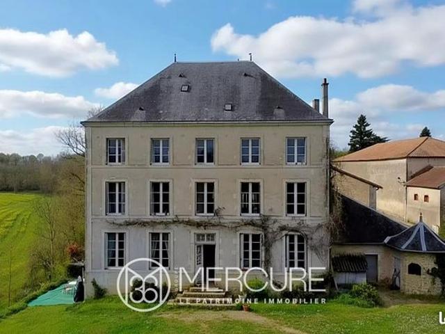 Maison 10 pièces 290 m²
