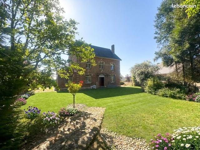 Maison 10 pièces 290 m²