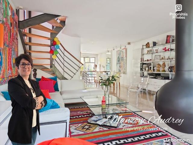 Maison 10 pièces 291 m²