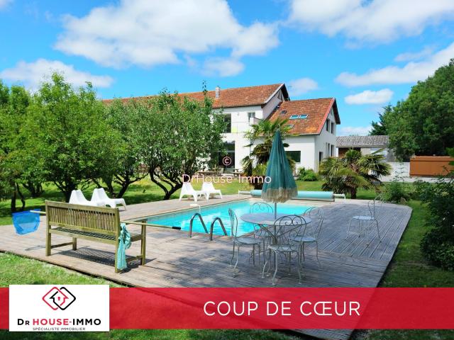 Maison 10 pièces 291 m²