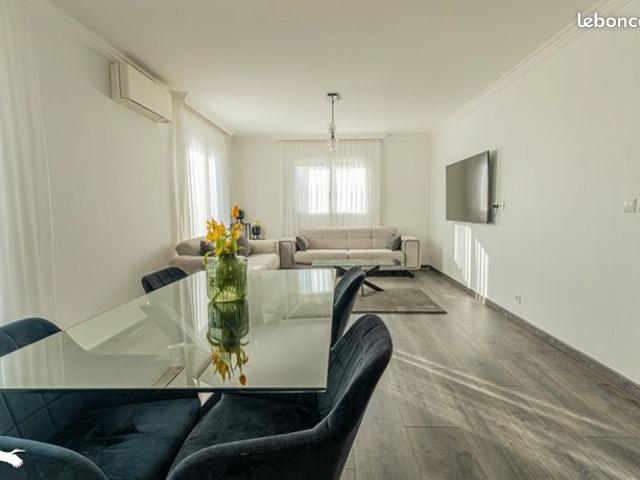 Maison 10 pièces 291 m²