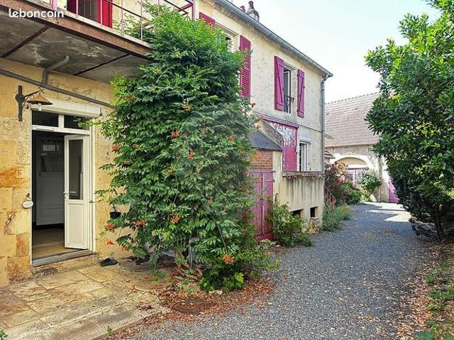 Maison 10 pièces 291 m²