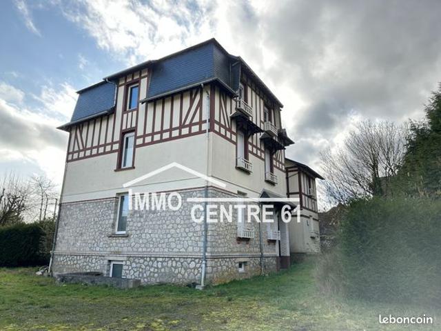 Maison 10 pièces 292 m²