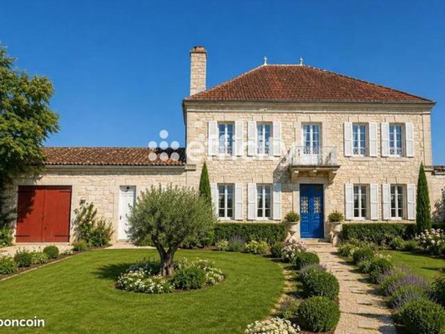Maison 10 pièces 295 m²