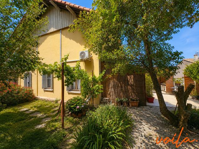 Maison 10 pièces 295 m²