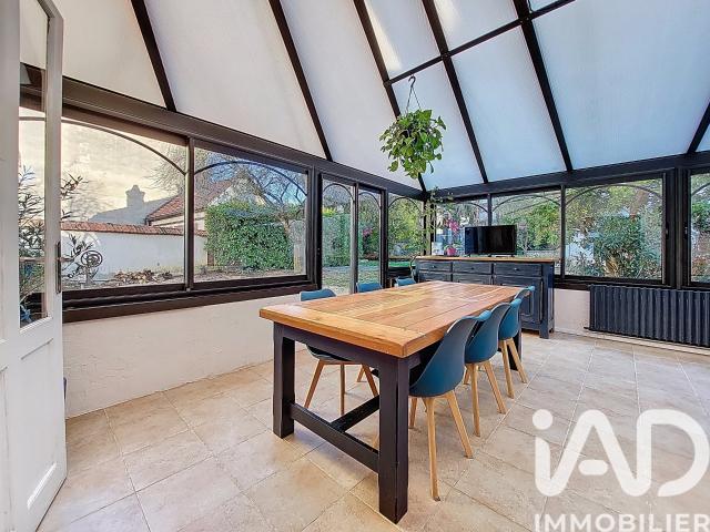 Maison 10 pièces 296 m²
