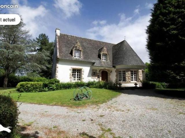 Maison 10 pièces 296 m²