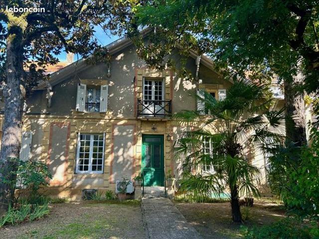 Maison 10 pièces 200 m²