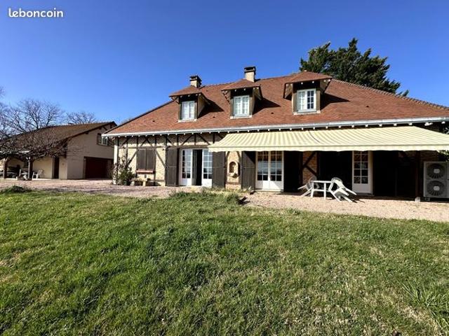 Maison 10 pièces 200 m²