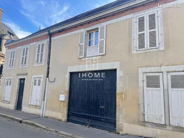 Maison 10 pièces 200 m²